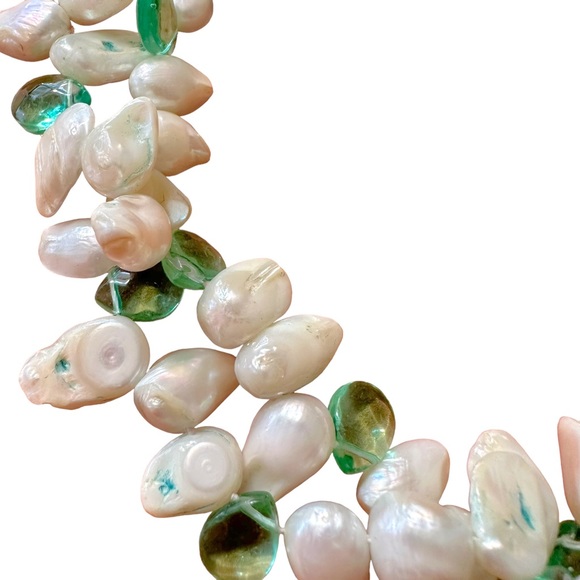 Vintage Mother Of Pearl Shell & Sea Glass Stone Two Strand Statement Necklace - Picture 3 of 4